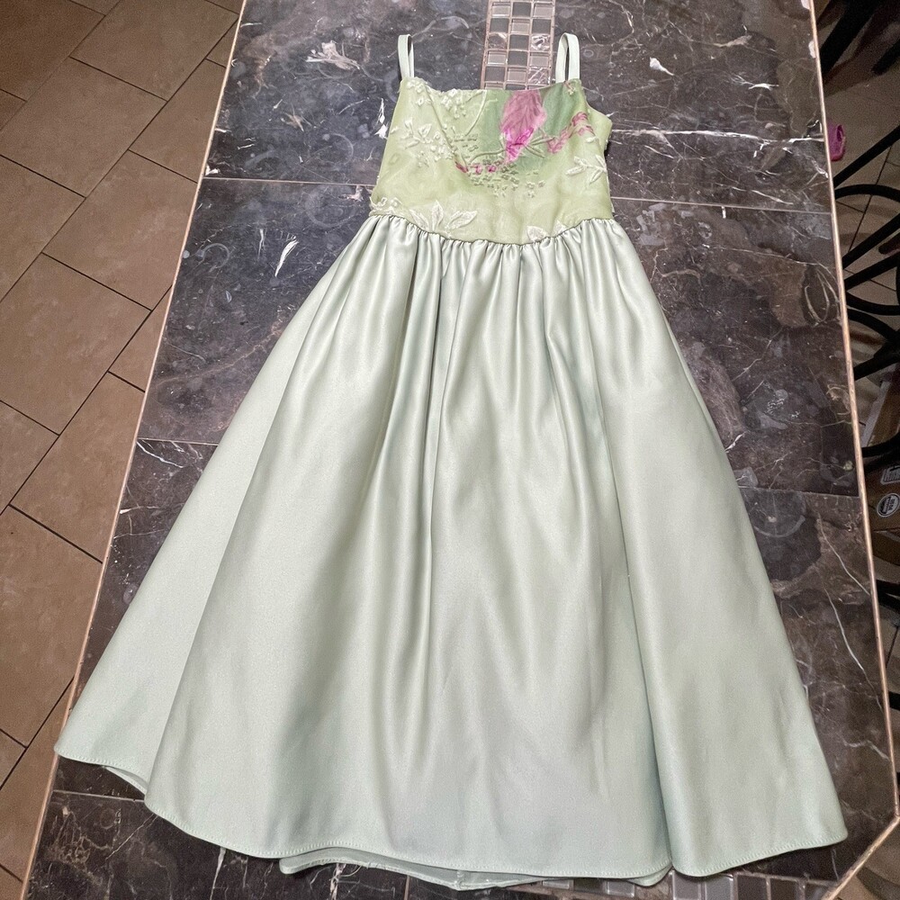 Dimples Les Originaux • Girls Size 5 • Sage Green Floral